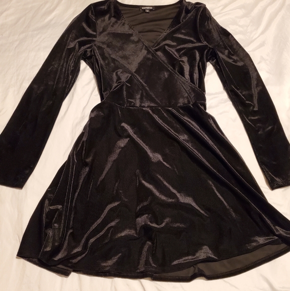 Express Dresses & Skirts - Express Ribbed Velour Dress